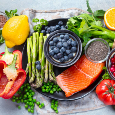 san diego naturopathic doctors plate of foods on table rich in omega 3